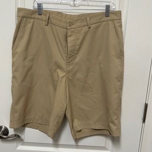 Men’s Pebble Beach Performance, golf shorts 100% polyester size 36 waist